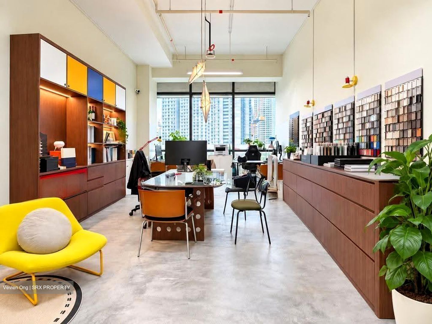 Woods Square (D25), Office #623030691
